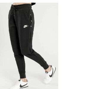 NIke Womens Tech Black Jogger Pants (Womens Medium)